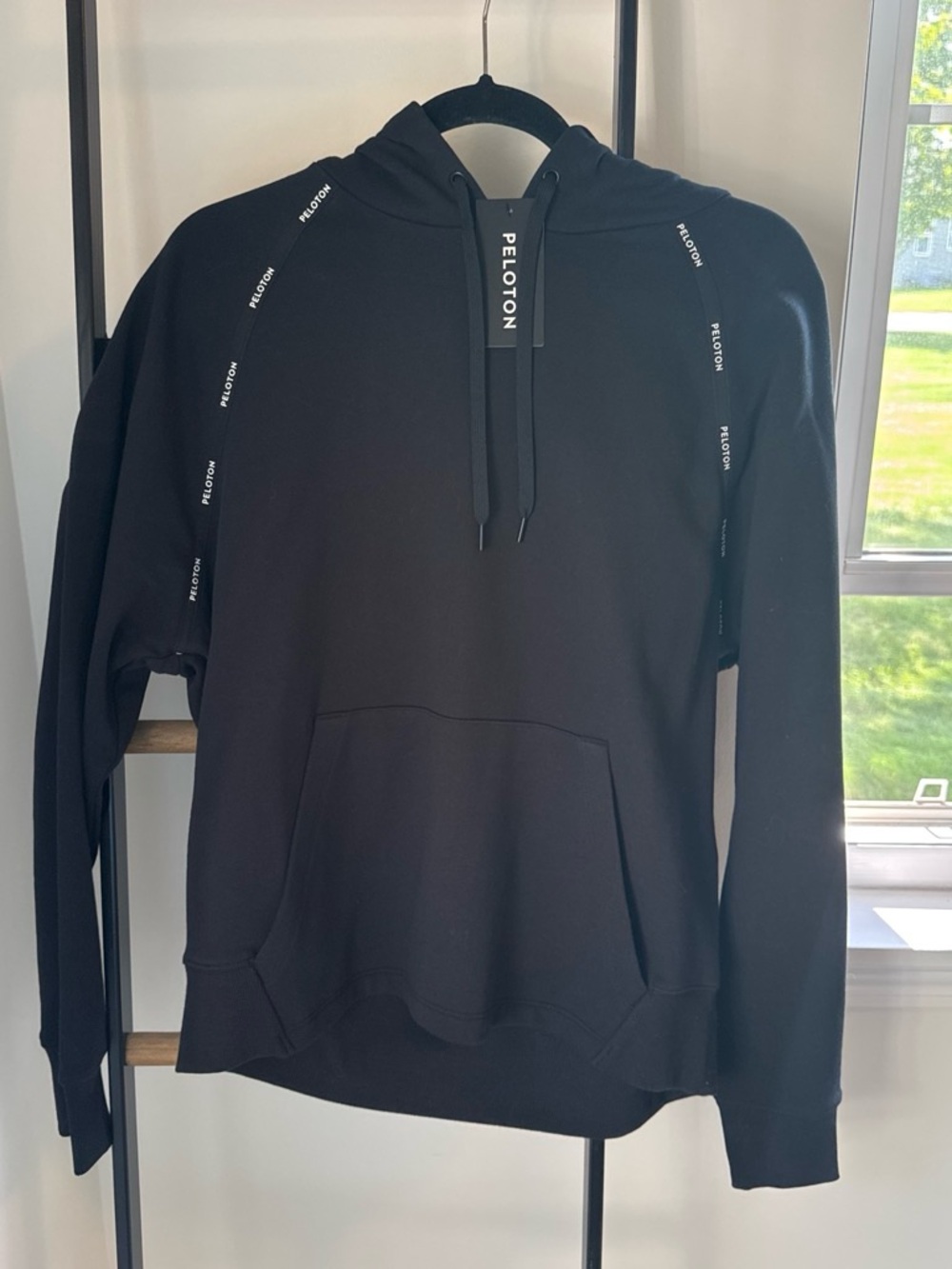 Peloton women’s Black Logo Hoodie- Medium NWT